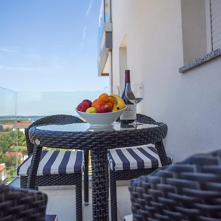 Aparthotel Adrion 4*