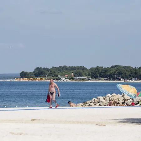 Adrion Lejlighedshotel 4*