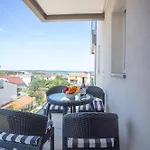 Aparthotel Adrion