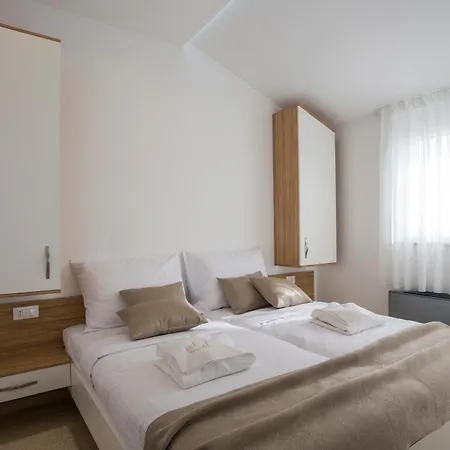 Adrion Lejlighedshotel