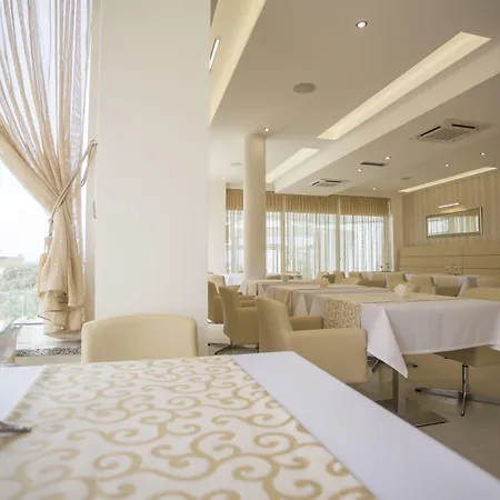 Adrion Apart-hotel 4*