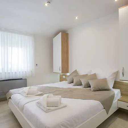 Lejlighedshotel Adrion Pula