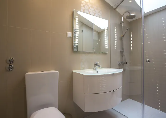 Adrion Lejlighedshotel 4*