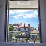 Apartahotel Adrion 4*