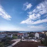 Apartahotel Adrion