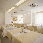 Adrion Apartahotel